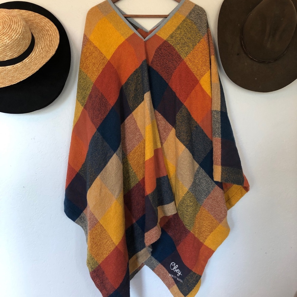 Obey poncho